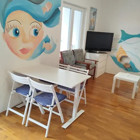 Adora2 Apartment