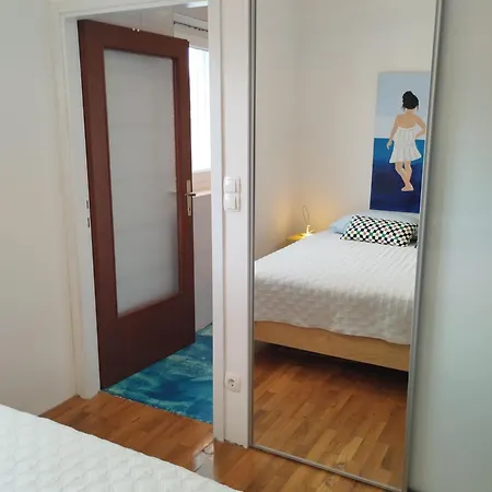 Adora2 Apartment